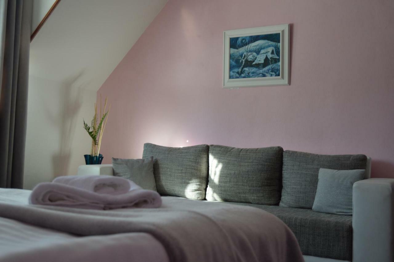 Motel Gombas Экстерьер фото